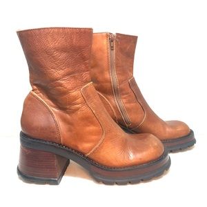 Y2K Steve Madden Hott Leather Boots
